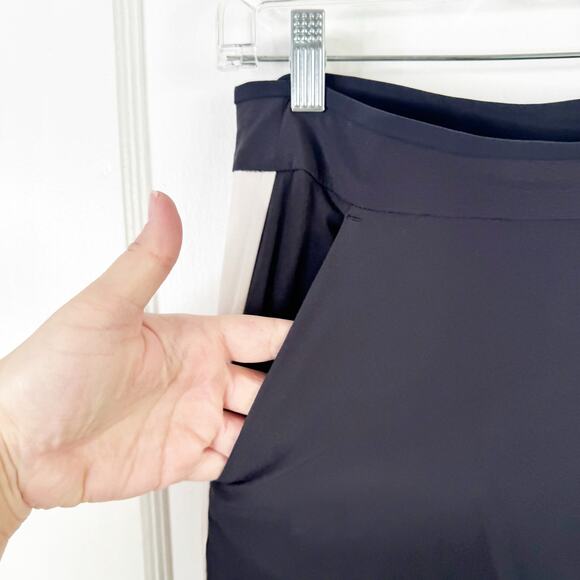 Athleta Luxe Gramercy Track Trouser Black Snap Button Legs White Stripe Size 8 - Picture 7 of 13